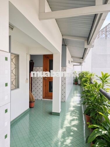 Chính chủ bán nhà diện tích lớn hẻm 21 Trường Sơn cạnh T1 Tân Sơn Nhất
