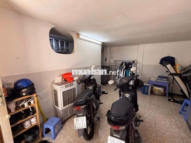 VỊ TRÍ TRUNG TÂM PHÚ NHUẬN , NGAY PHAN XÍCH LONG , NGANG 5,5 M