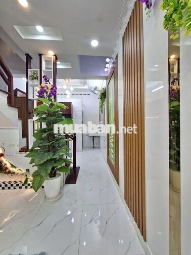 NHÀ NHÀ 4 PN Ở TT NHÀ BÈ. TP HCM