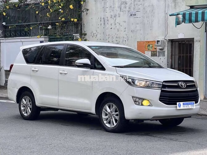 Innova 2019 E MT 1 Chủ Công Ty XHĐ xe đẹp 💯
