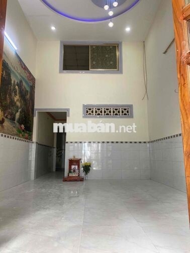 Nhà mặt trệt lửng 4*18; 3pn tiện kinh doanh có sân