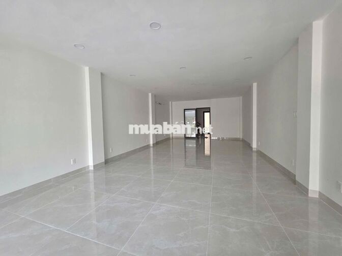 NHÀ ĐƯỜNG CỘNG HÒA DIỆN TÍCH: 5X20M HẦM 4 TẦNG CÓ THANG MÁY, CHO THUÊ