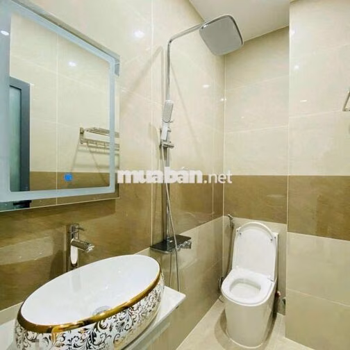 Cho thuê nhà HXH 108/6A Trần Quang Diệu, Phường 14, Quận 3