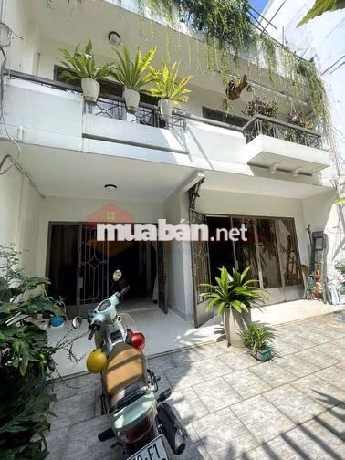 NHÀ CÓ SÂN, VỊ TRÍ ĐẸP HẺM SỐ 183 LÊ VĂN SỸ QUẬN PHÚ NHUẬN