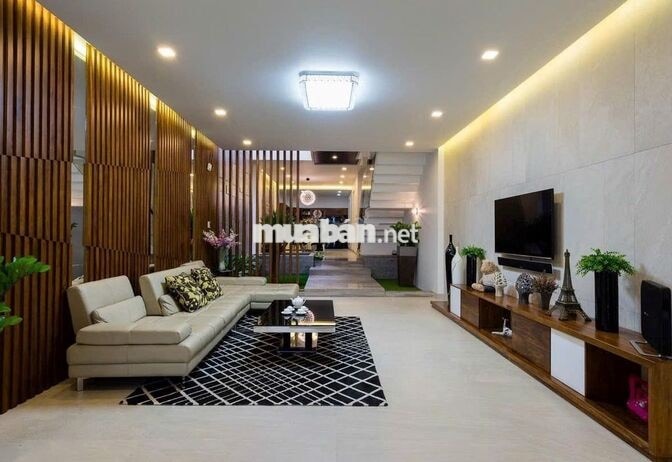 Cho thuê MT 17A Đặng Dung, P. Tân Định, Quận 1 