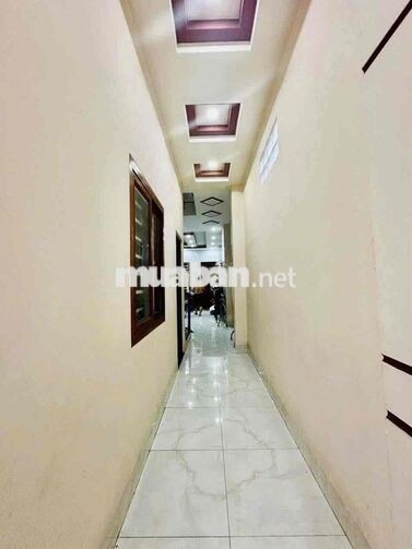 MẶT TIỀN KINH DOANH , VĂN PHÒNG , CÔNG TY , BÁN TRÚ. 5PN 6WC. SÂN RÔNG