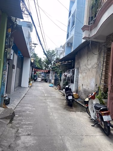 (341.320) Tân Phú, 5.85 tỷ , 36m2 , Bờ Bao Tân Thắng, 4PN