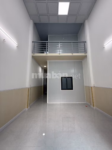 Chính chủ cần tiền gấp bán nhà cấp 3, ngay sân bay, gần chợ