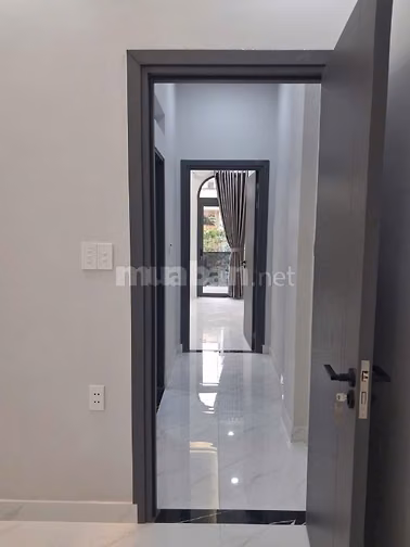 Nhà MỚI 2Tầng 2PN ngay CHỢ TÂN HƯƠNG 