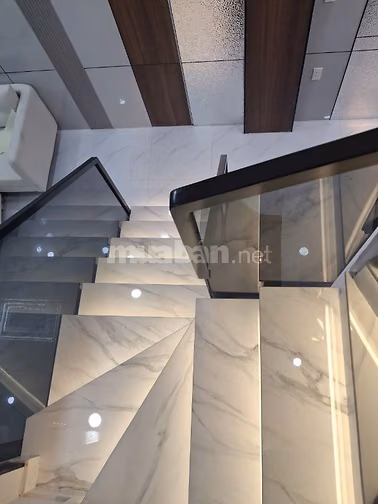 Nhà MỚI 2Tầng 2PN ngay CHỢ TÂN HƯƠNG 