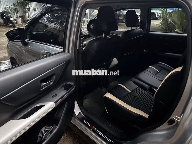 Toyota Veloz Cross 2023 Ghế da Bạc