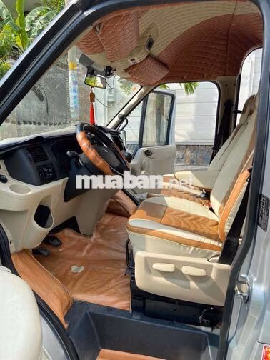 Ford Transit 2018 16 chỗ Bạc 236.000km