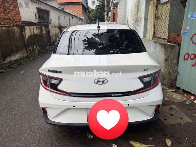 Hyundai i10 Sedan 2023 Tự động Trắng 50000 km