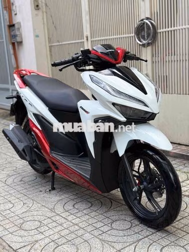Honda Click 150 2021 Trắng Đỏ 18000km