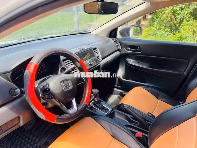 Honda City 2022 số tự động màu trắng