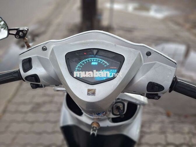 Honda Vision 2013 Trắng