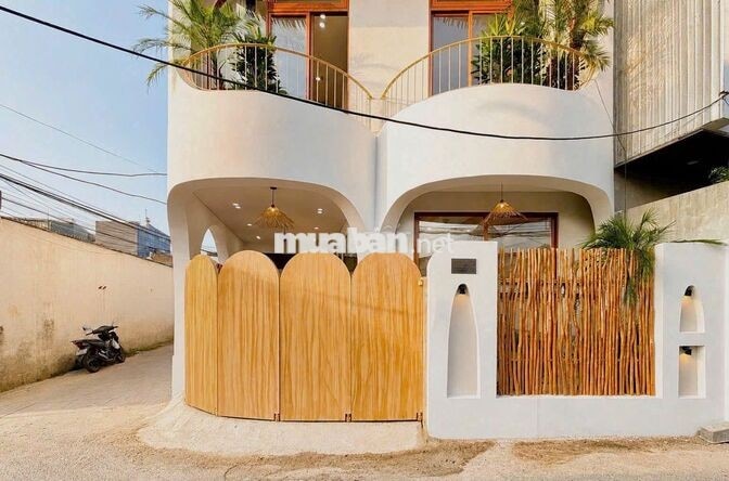 🏝️✨ MINI VILLA LUXURY – NGUYỄN TẤT THÀNH, SÁT BIỂN 🌊 ✨🏝️