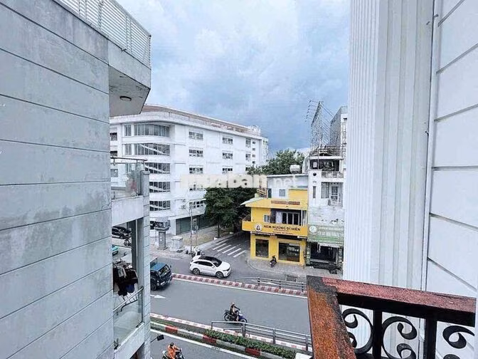 CHO THUÊ CHDV FULL NỘI THẤT GẦN BỆNH VIỆN 175 QUÂN Y
