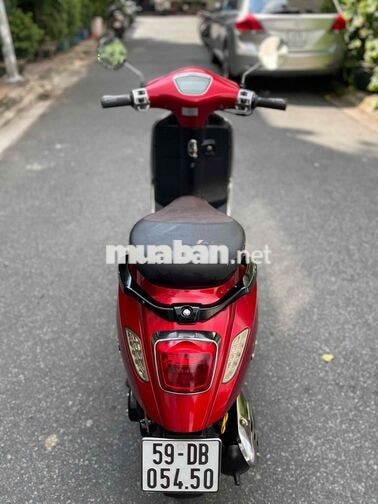 Piaggio Vespa 50cc 2022 màu Đỏ vỏ theo xe đủ gtdd