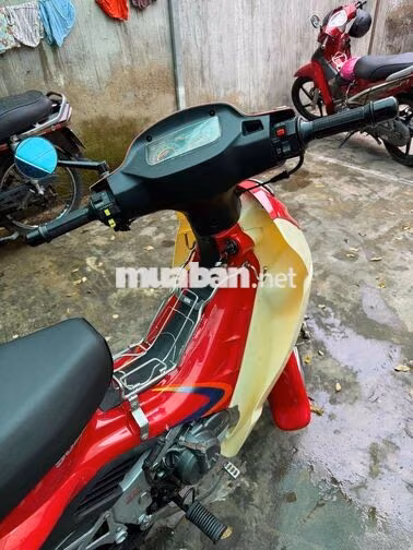 Suzuki 110 Đỏ Việt Nam