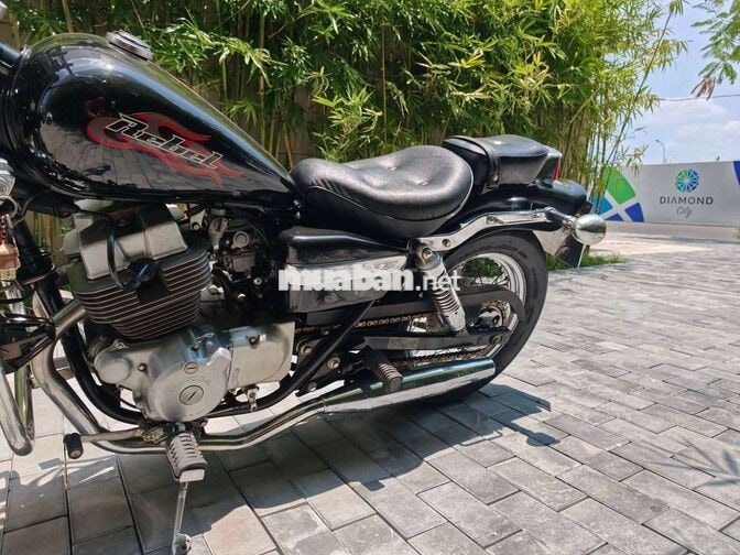 Honda Rebel 250cc Cổ điển Đen