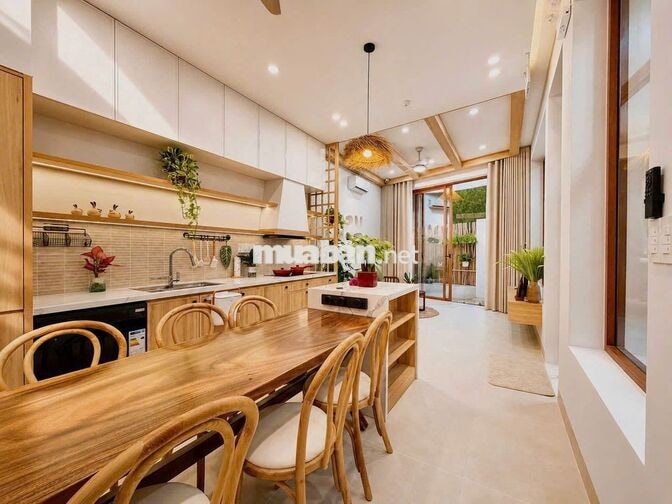 🏝️✨ MINI VILLA LUXURY – NGUYỄN TẤT THÀNH, SÁT BIỂN 🌊 ✨🏝️