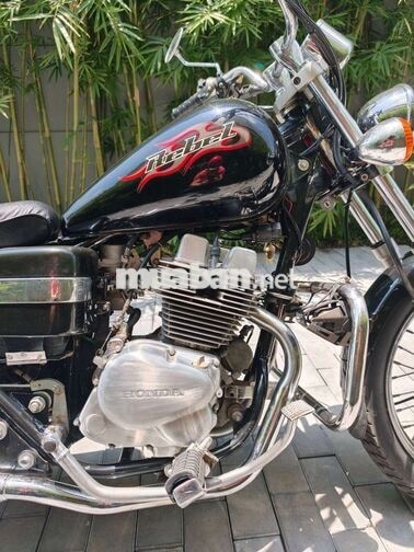 Honda Rebel 250cc Cổ điển Đen
