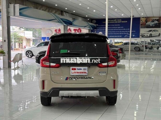 Suzuki XL-7 2024 Hybrid bản cao cấp 2 tông màu