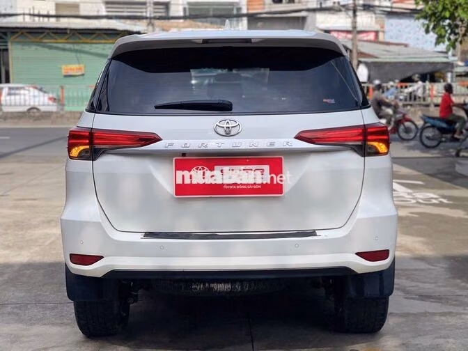 Fortuner 2.4G 4x2MT 2022 - HT Bank 75% - Giá TL