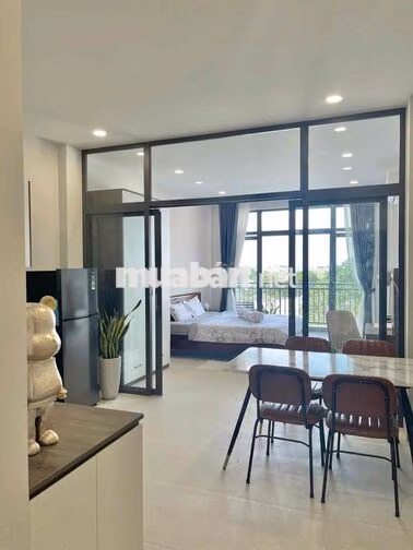 SIÊU PHẨM BAN CÔNG CỰC THOÁNG , THANG MÁY , FULL NỘI THẤT