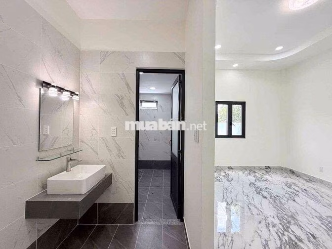 Cho thuê nguyên căn Mới Đẹp, 3pn 4wc, Đg Nguyễn Thượng Hiền P1 Gò vấp