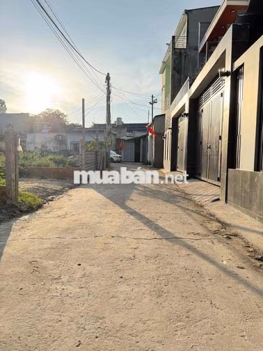 BÁN ĐẤT GẦN TRƯỜNG HỌC PHÚ HOÀ