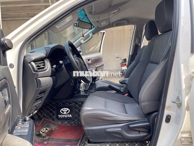 Fortuner 2.4G 4x2MT 2022 - HT Bank 75% - Giá TL