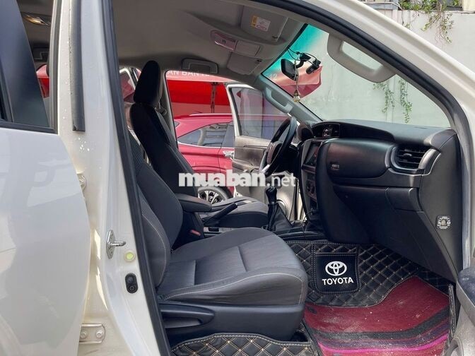 Fortuner 2.4G 4x2MT 2022 - HT Bank 75% - Giá TL