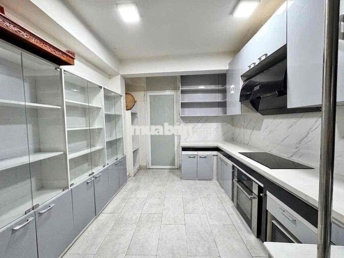 BÌNH THẠNH - XE HƠI NGỦ NHÀ - NGAY NƠ TRANG LONG - 75M2 2 TẦNG