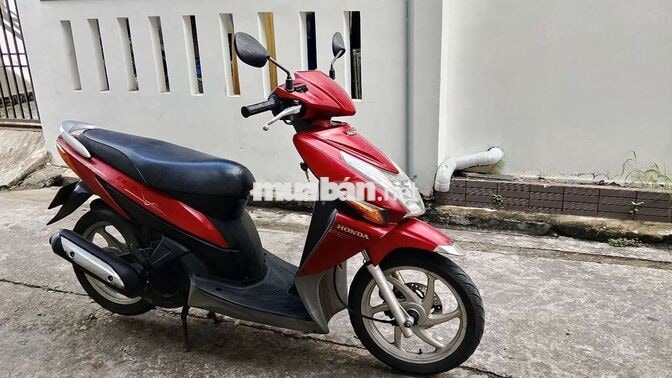 Honda Click 110cc Vành 6 Lá Chân chống điện 