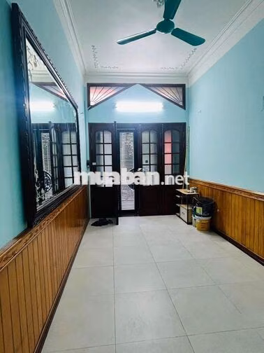 KHÂM THIÊN – NHÀ 40M² 4 TẦNG  – ĐANG SƠN SỬA ĐẸP – GIƯỜNG TỦ – 13TR
