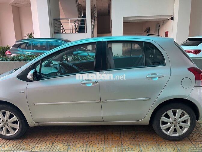 Toyota Yaris 2011 Thái Lan Bạc 5 chỗ
