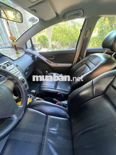 Toyota Yaris 2011 Thái Lan Bạc 5 chỗ