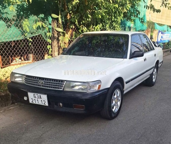 Toyota Cressida 1992 Số sàn Trắng