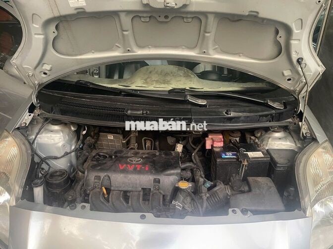 Toyota Yaris 2011 Thái Lan Bạc 5 chỗ