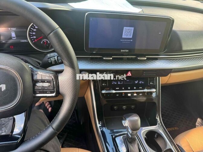 Kia Carnival Luxury 8 chỗ Số tự động Máy dầu