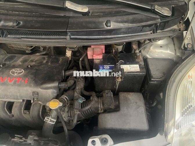 Toyota Yaris 2011 Thái Lan Bạc 5 chỗ