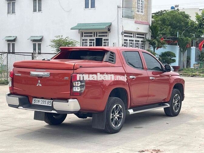 Bán Mitsubishi Triton 2020 lướt 9 vạn hỗ trợ bank