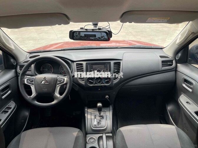 Bán Mitsubishi Triton 2020 lướt 9 vạn hỗ trợ bank