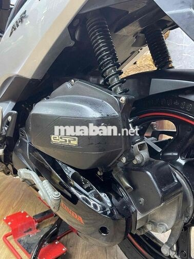 Honda Airblade chính chủ bsto xe đẹp keng, máy êm