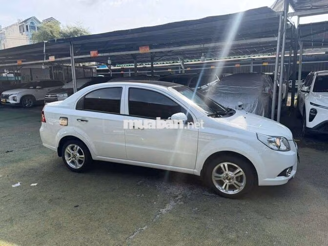 Chevrolet Aveo 2018 Số sàn 86000 km Trắng
