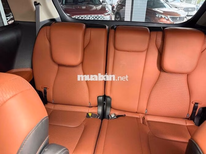 Kia Carnival Signature 2024 Đen nhiều đồ