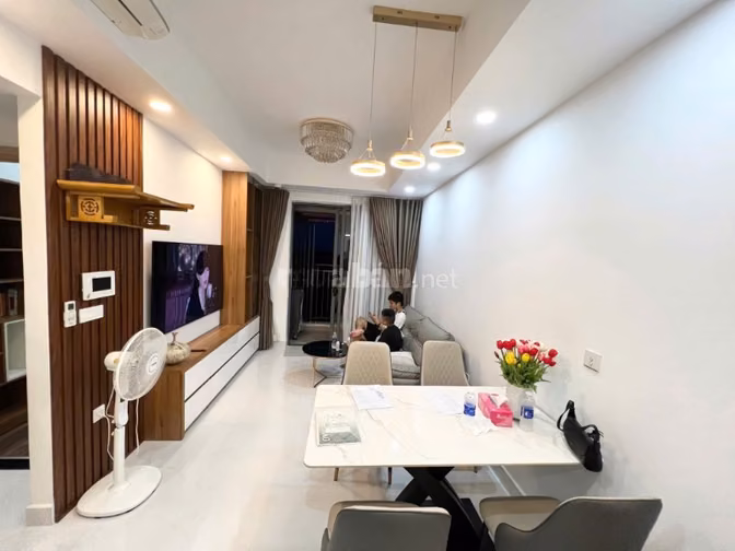 chung cư Republic,18 Cộng Hòa- căn hộ 2p ngủ, nội thất giá 15,5tr/thán