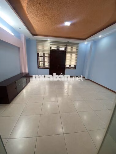 Nhà ngõ 98 phố Hạ Yên - Diện tích 60m2 x 5 tầng làm Vp, Lớp học, Kd on